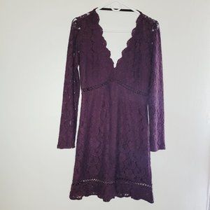 Express Dress Eyelet Lace Women's Small Purple V-Neckline Dark Romantic Vampy